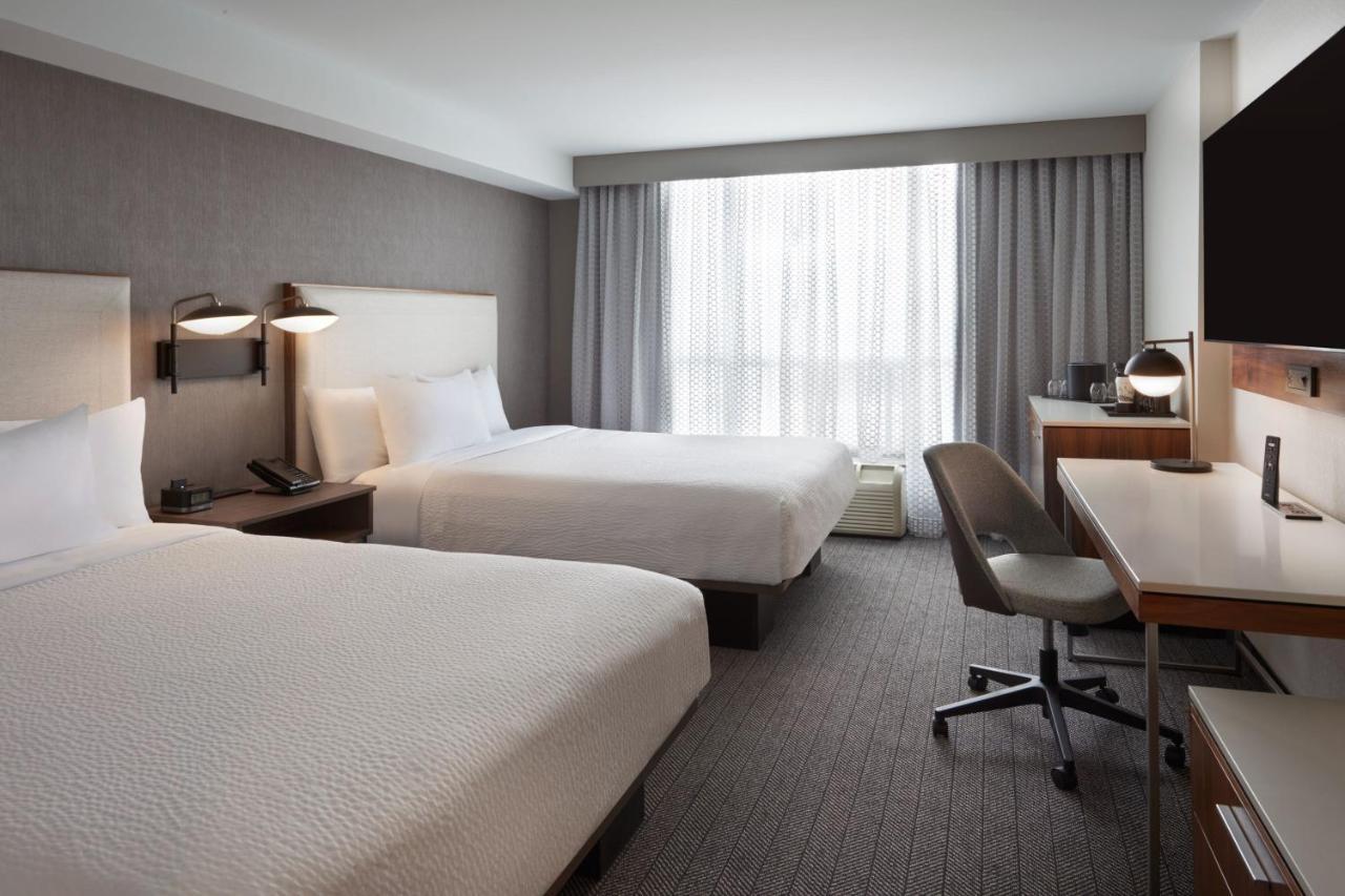 Hotel Courtyard By Marriott Kitchener Extérieur photo