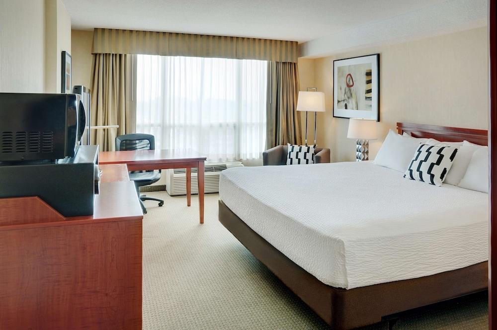 Hotel Courtyard By Marriott Kitchener Extérieur photo